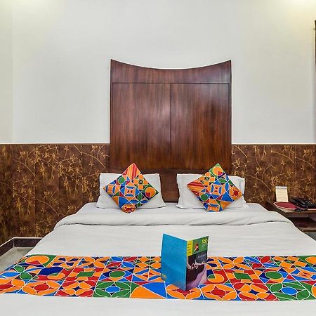 FabHotel Jindal Palace New Delhi Bagian luar foto