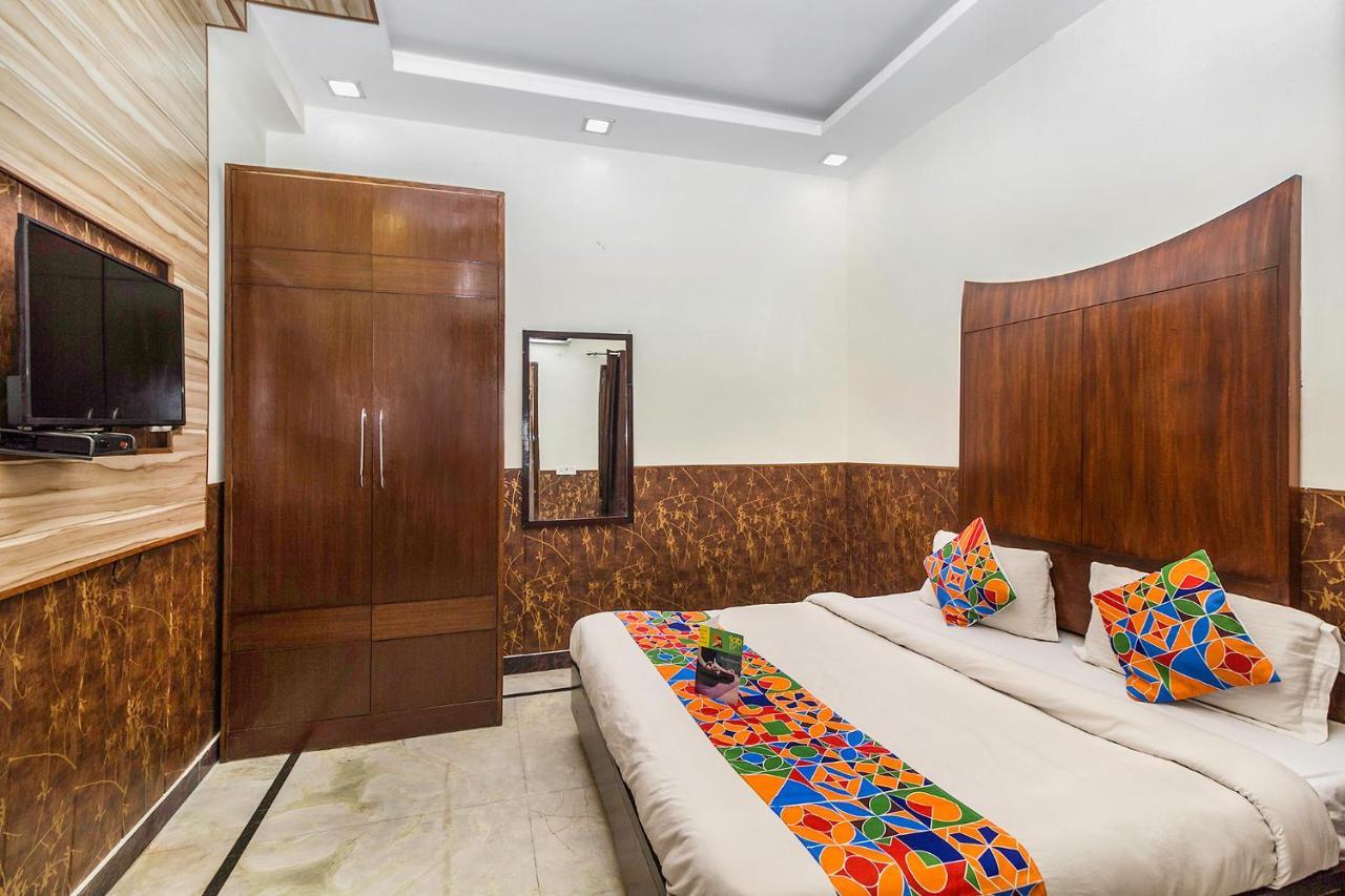 FabHotel Jindal Palace New Delhi Bagian luar foto