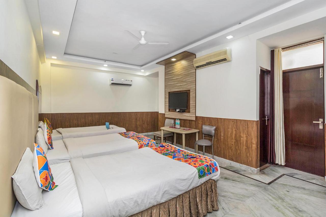 FabHotel Jindal Palace New Delhi Bagian luar foto
